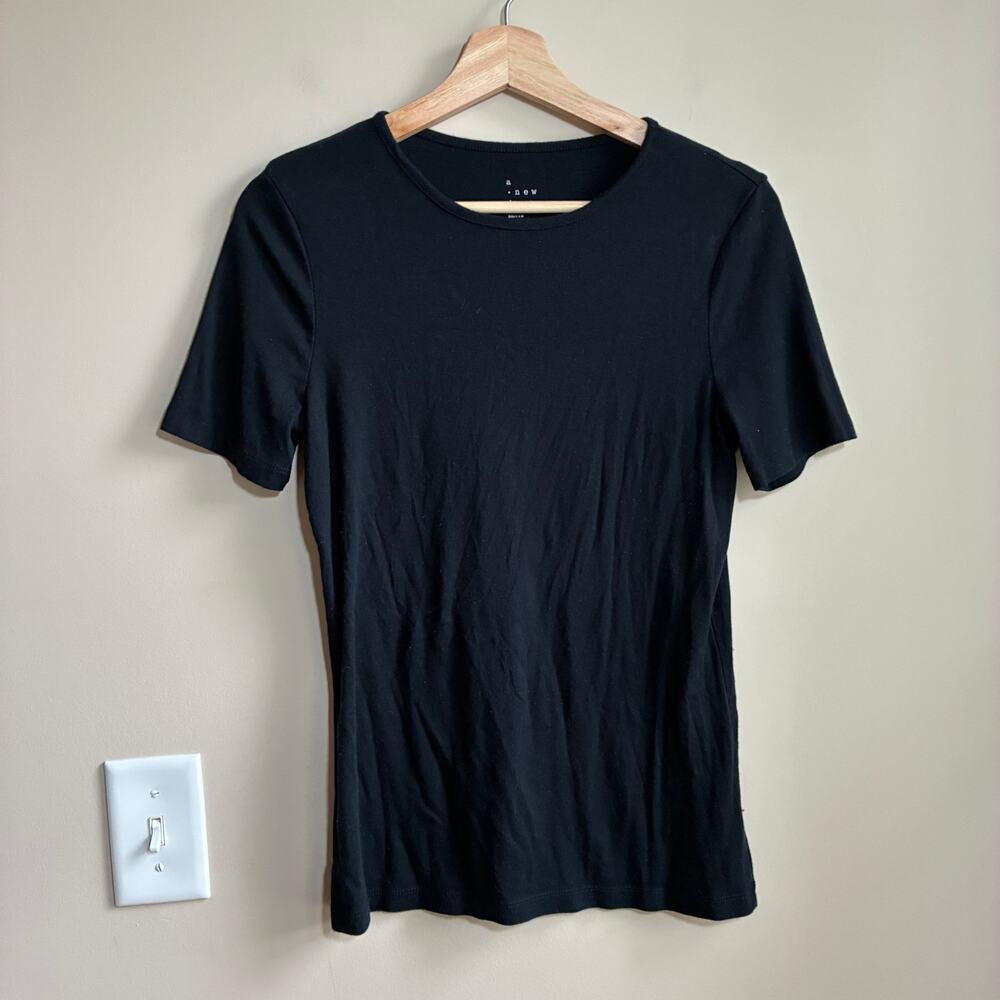 a new day black short sleeved t-shirt women's size medium modal cotton spandex